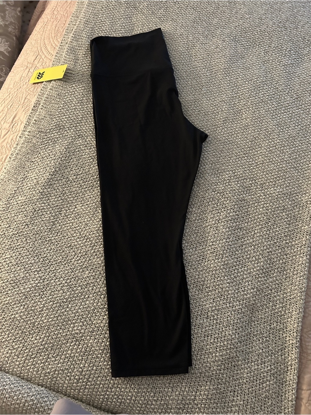 NWT All In Motion  Capri XL - Picture 3 of 4
